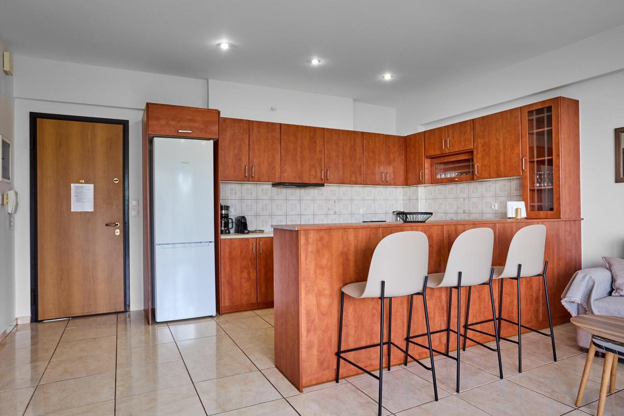 Chios Town Apartment - Heart Of Chios Town With 2 Minute Walk To The Beach Екстериор снимка